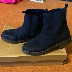 Crew Cut size 37(EU)  pull on style boot